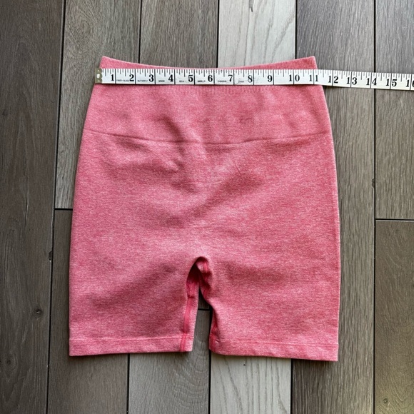 TLF Boost Seamless Scrunch Shorts 5” | Size: Small | Excellent Condition - Picture 2 of 5
